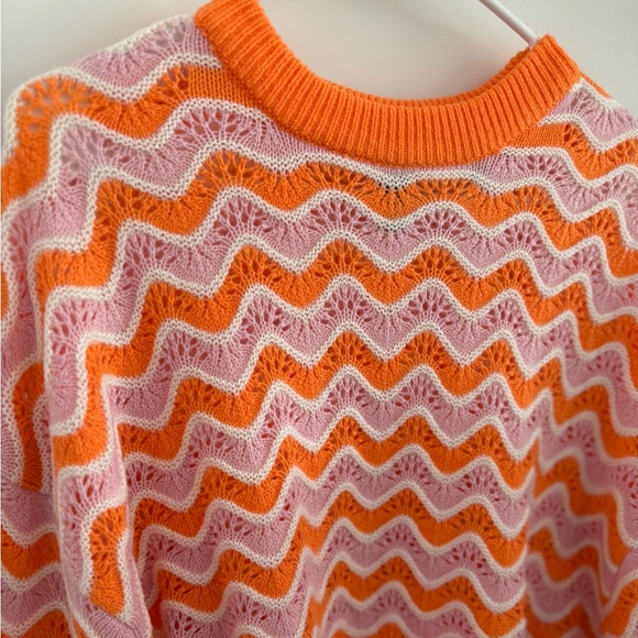 H&M Divided orange and pink squiggle striped knit cropped sweater like new - Picture 3 of 5